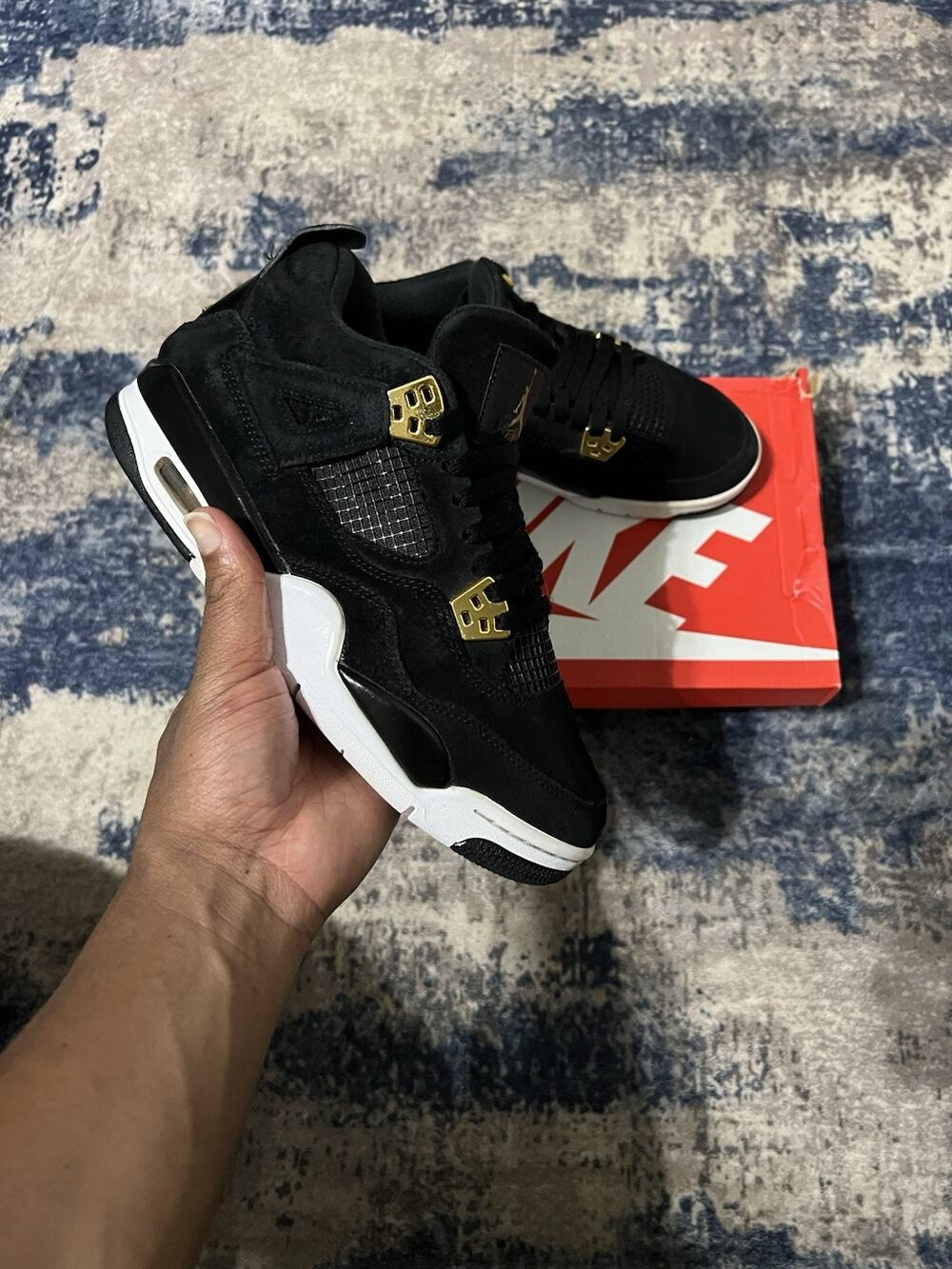Size 7y- Air Jordan 4 Retro Royalty 2017 Black/Gold 408452-032